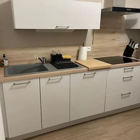 Bel Appartement / Troyes Saint-Parres-aux-Tertres Esterno foto