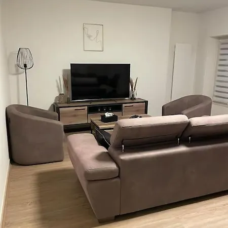 Bel Appartement / Troyes Saint-Parres-aux-Tertres Esterno foto